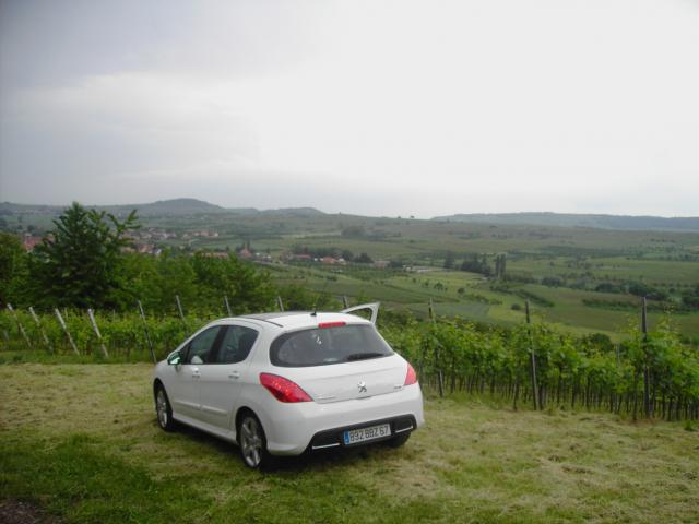 http://www.forum-peugeot.com/Forum/mesimages/9534/308 048.jpg